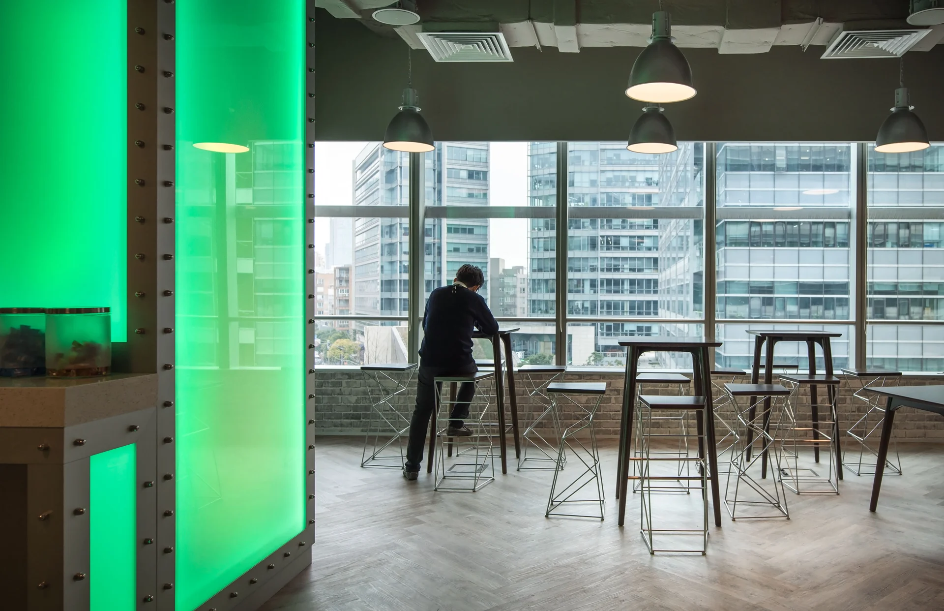 Deloitte Greenhouse — ภาพออกแบบสำนักงาน
